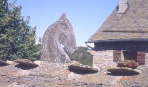  Insegna equestre di un gite d'etape