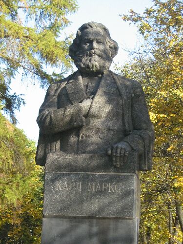  Carlo Marx a Viasma